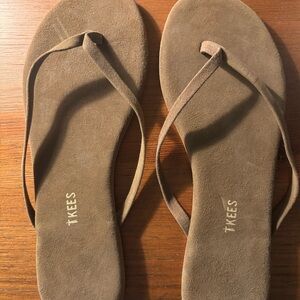 TKEES Coco Suede Lily Flip Flops